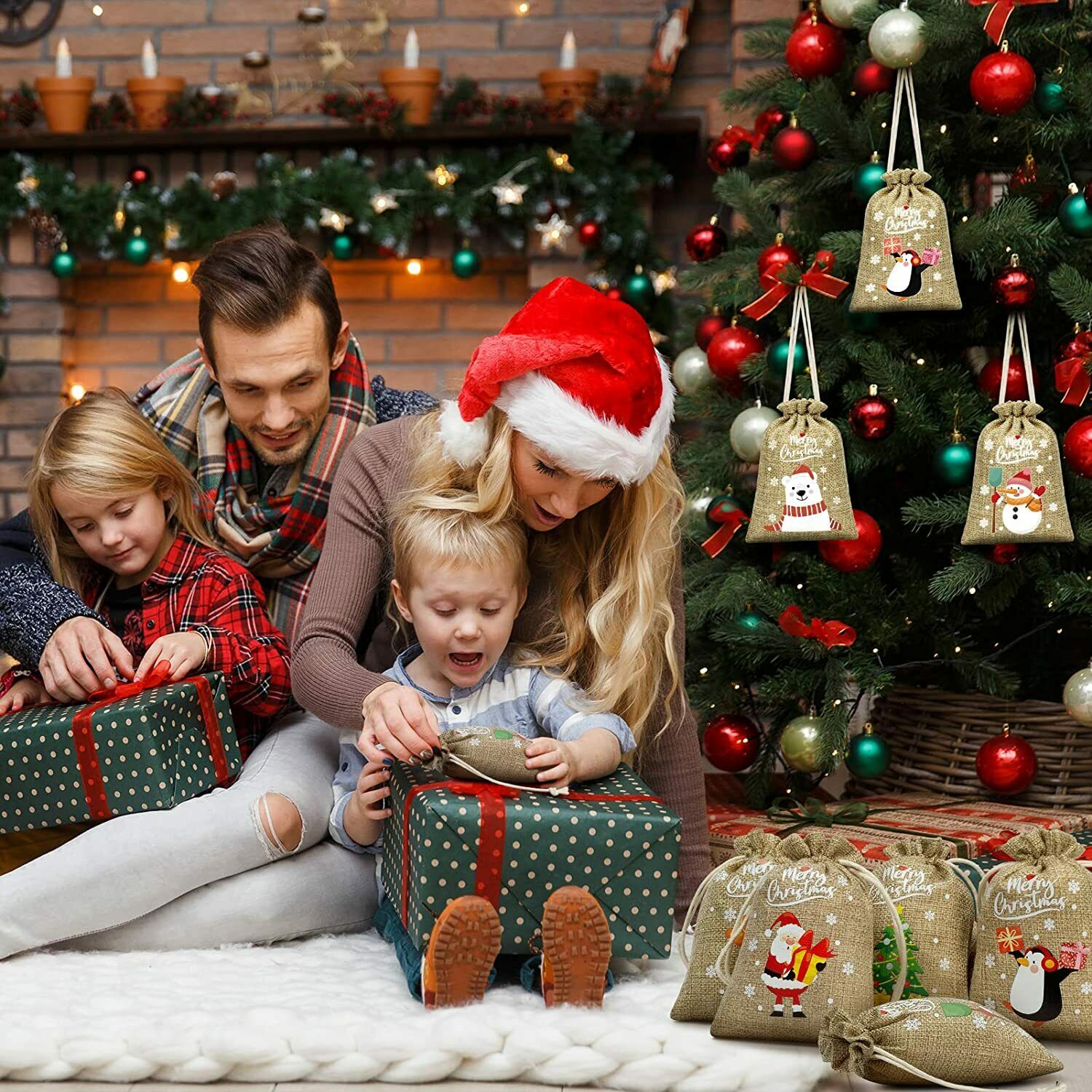 4PS Christmas Gift Bag Small Cloth Candy Treat Gift Wrapping Packing Decoration