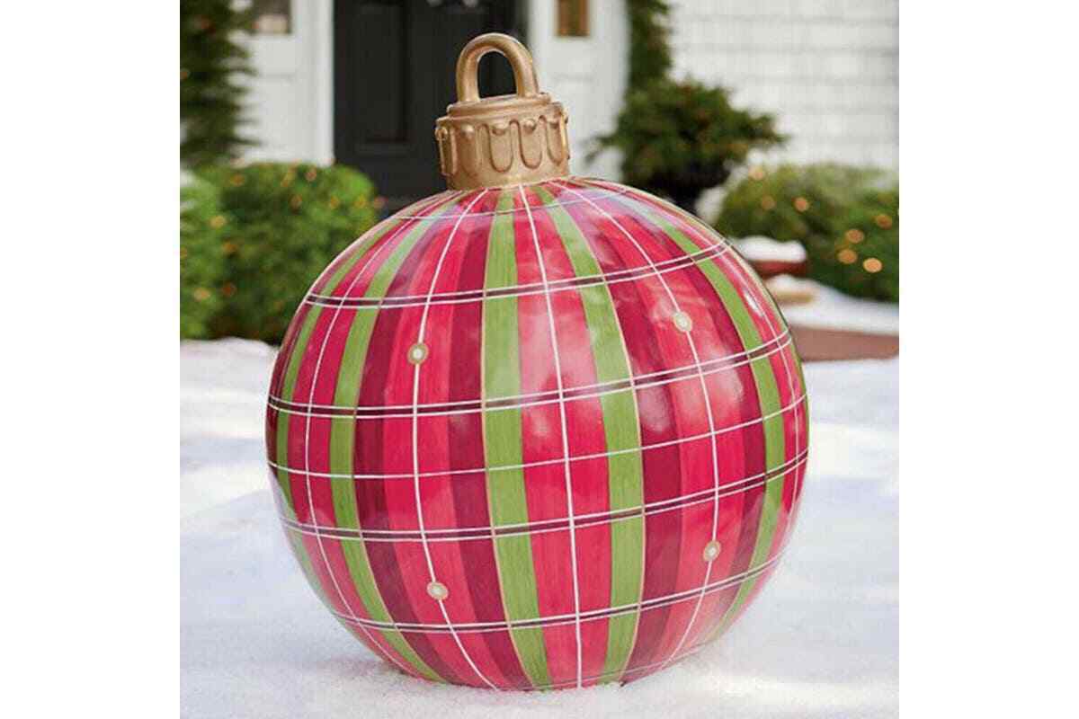60cm Outdoor PVC Inflatable Ball Toy Christmas Ball Xmas Tree Decor No Lights